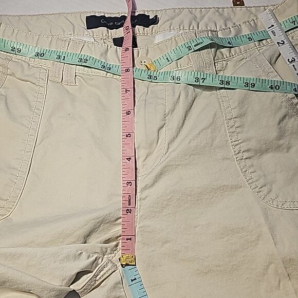 Calvin Klein Bermuda kakhi shorts size 10 - Picture 8 of 11